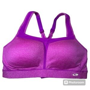 Champions sport bra fusia 38C new